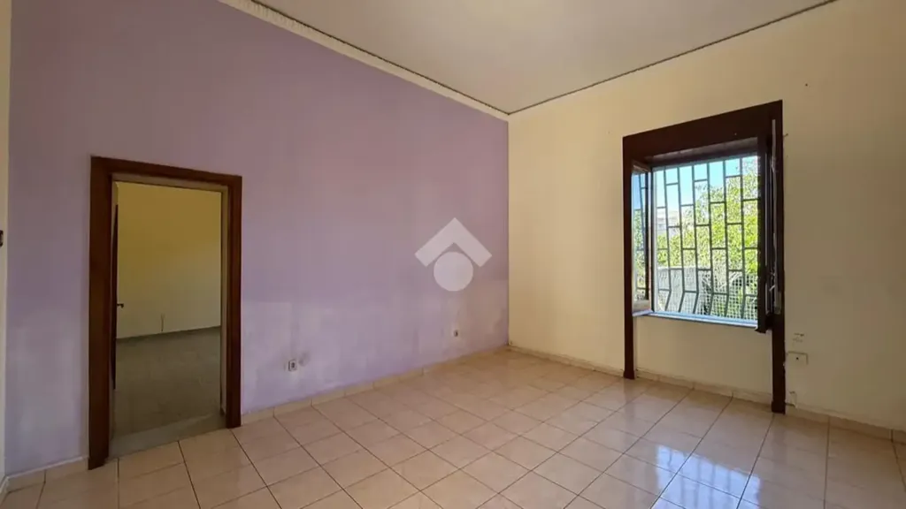 Toad - Three-Bedroom Flat with Terrace in Melito di Napoli