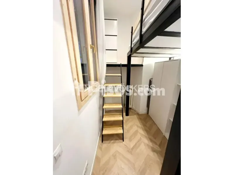 Chambres - Modern Apartment with Balcony in Malasaña