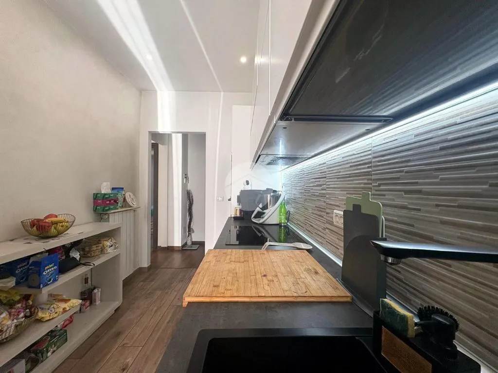 Köök - Rustic-Style Apartment with Balcony in Torino