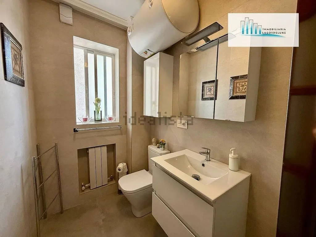 Salles de bain - Furnished Flat with South-East View in San Juan