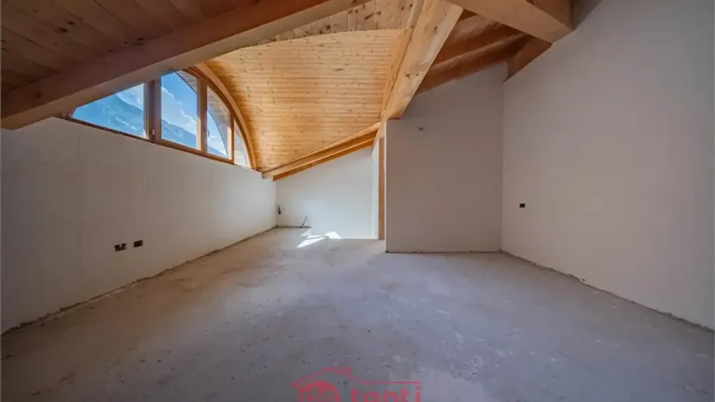 Toad - Two-Bedroom Apartment with Mountain View in Cimaganda