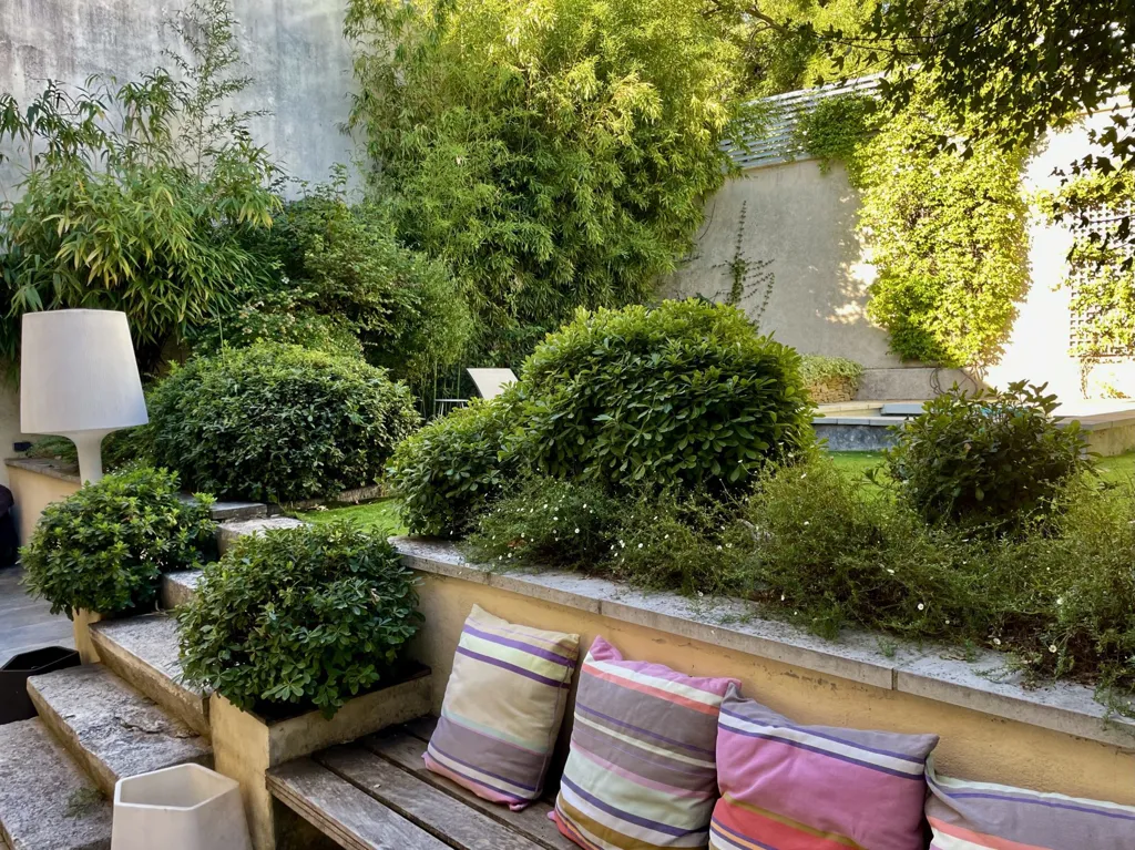Jardin - Maison de Maître avec Piscine dans l'Hypercentre de Nîmes