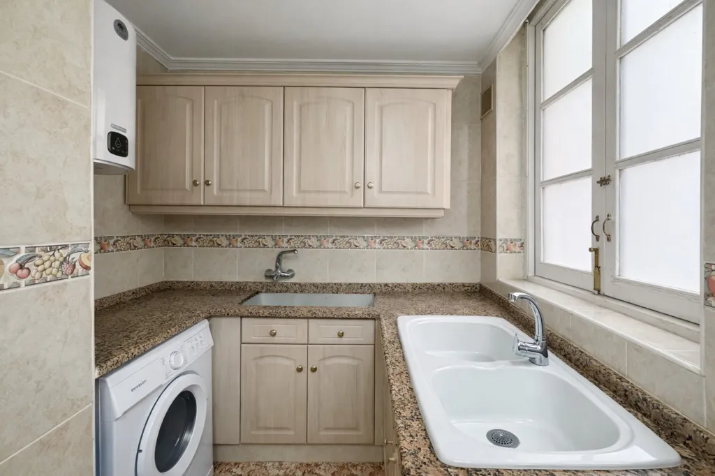 Kitchen - Señorial Flat near Plaza España, Valencia