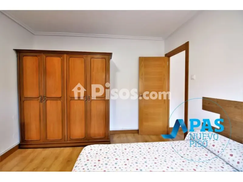 Bedrooms - Central Flat with South-Facing Balcony in Santander