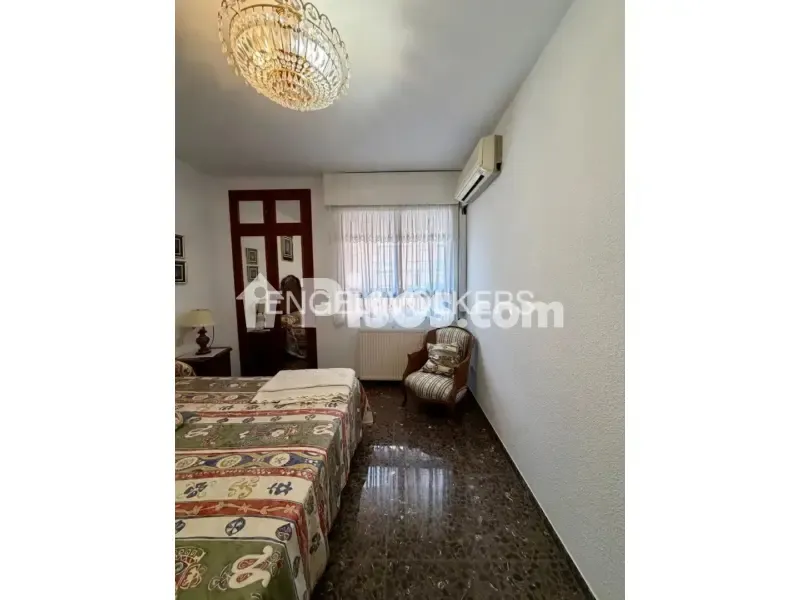 Bedrooms - Apartment with Stadium Views in Mestalla, Valencia