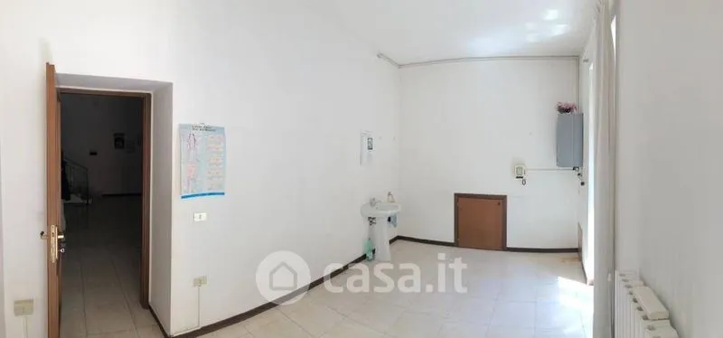 Entrée - Central Office Flat with Balcony in Teramo