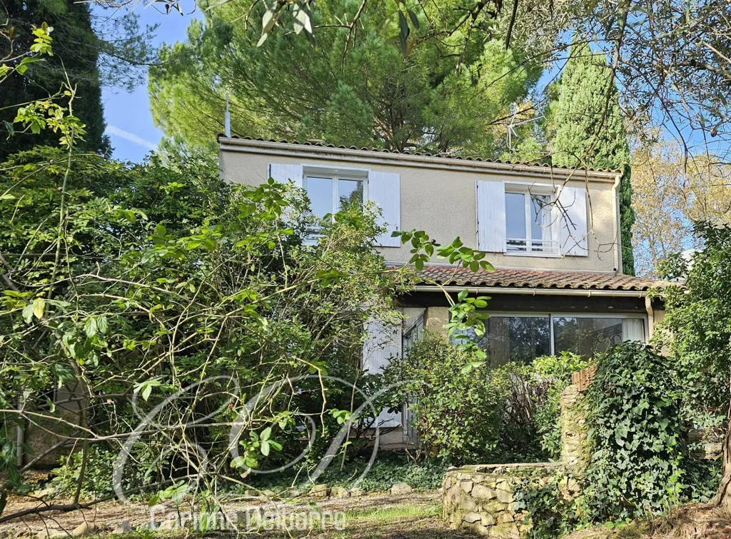 Villa with Terraces near Sommières