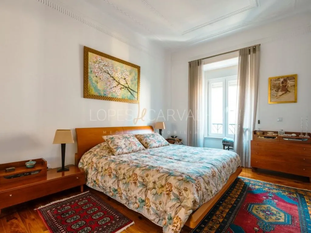 Magamistoad - Luxury Apartment with High Ceilings in Lisbon