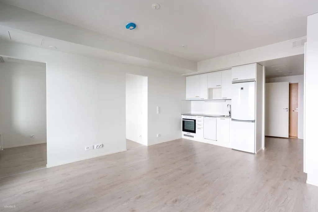 Köök - Modern Apartment with Balcony in Herttoniemi, Helsinki