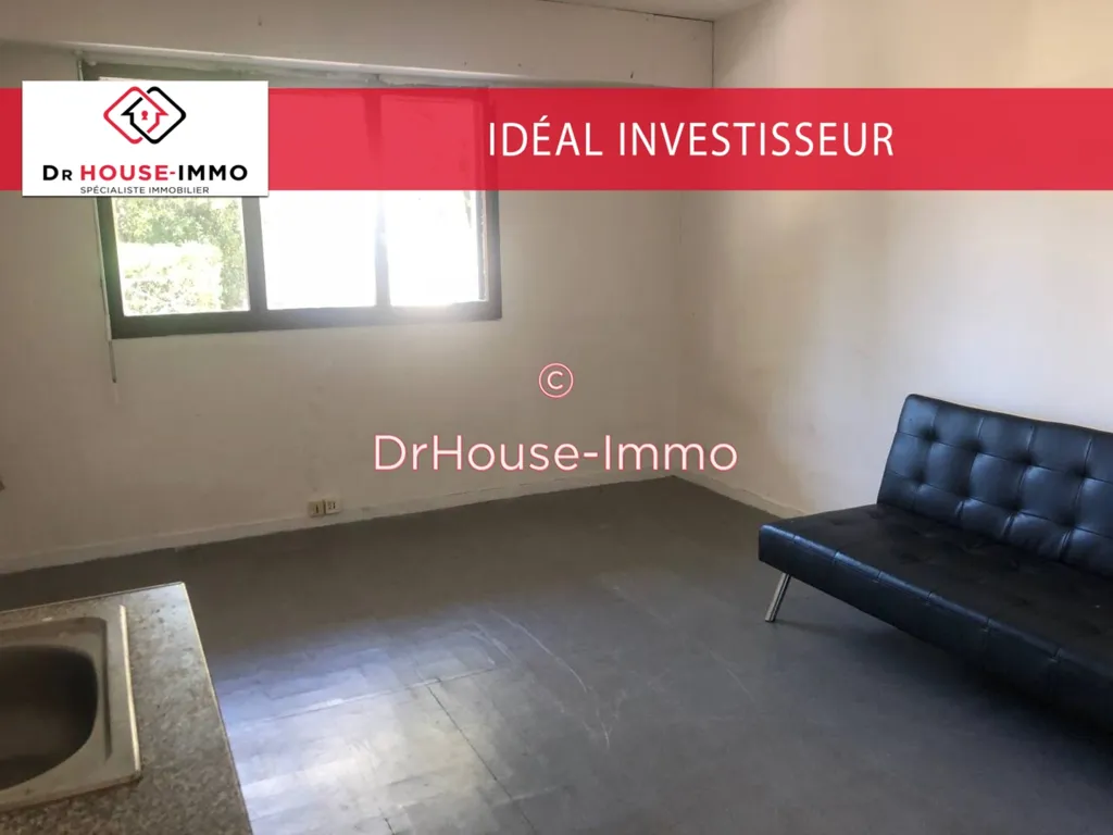 Magamistoad - 2-Bedroom Flat with Pool in Marseille