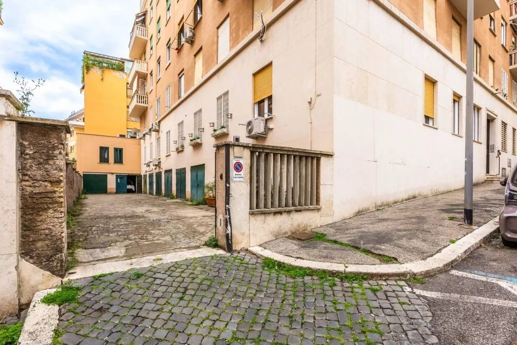Välivaade - Luxury Flat with South Terrace in Rome