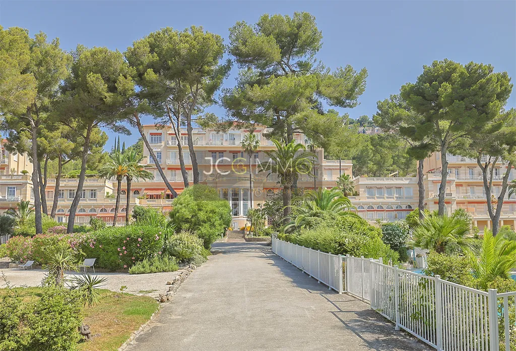Extérieur - Studio avec Piscine Vue Mer à Hyères