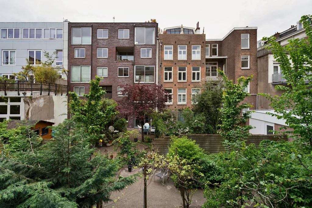 Giardino - Modern Apartment with Balcony in Amsterdam-Oost