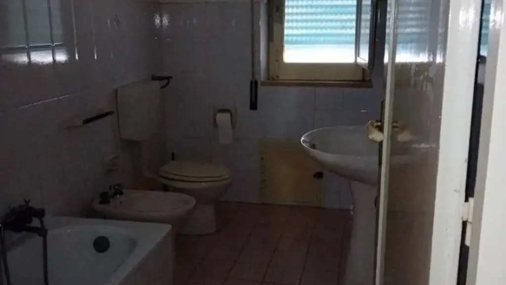 Salles de bain - Apartment for Renovation in Carini