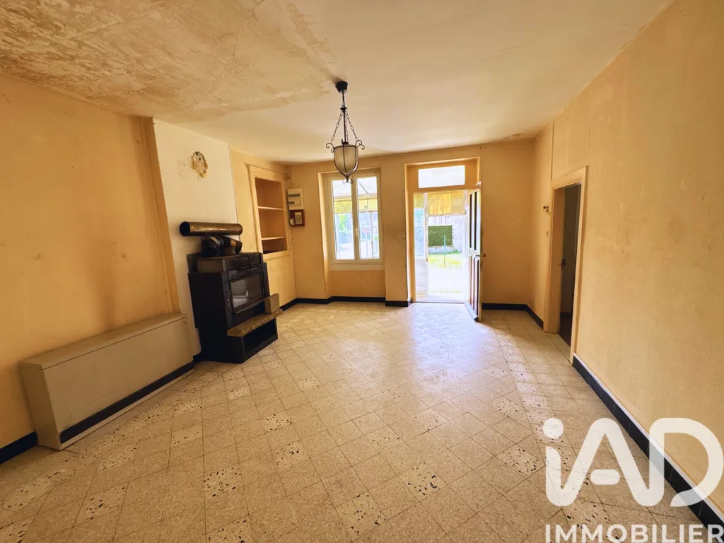 Kitchen - Renaissance Villa with Garden in Arbourse