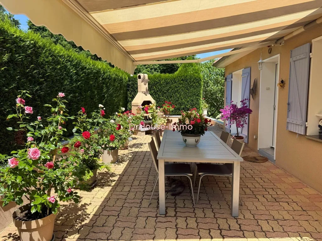 Terrasse - Maison avec Jardin sur les Hauteurs de Tulle