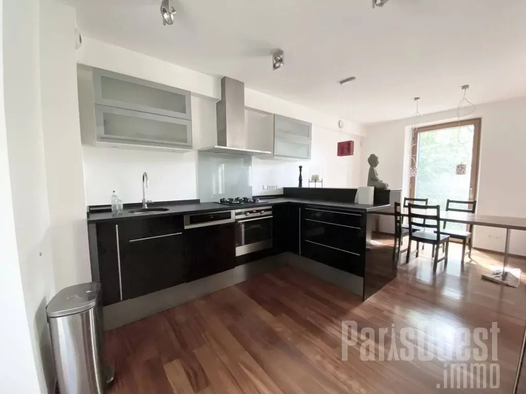 Cuisine - Maison de Luxe avec Jardin au Calme à Sèvres