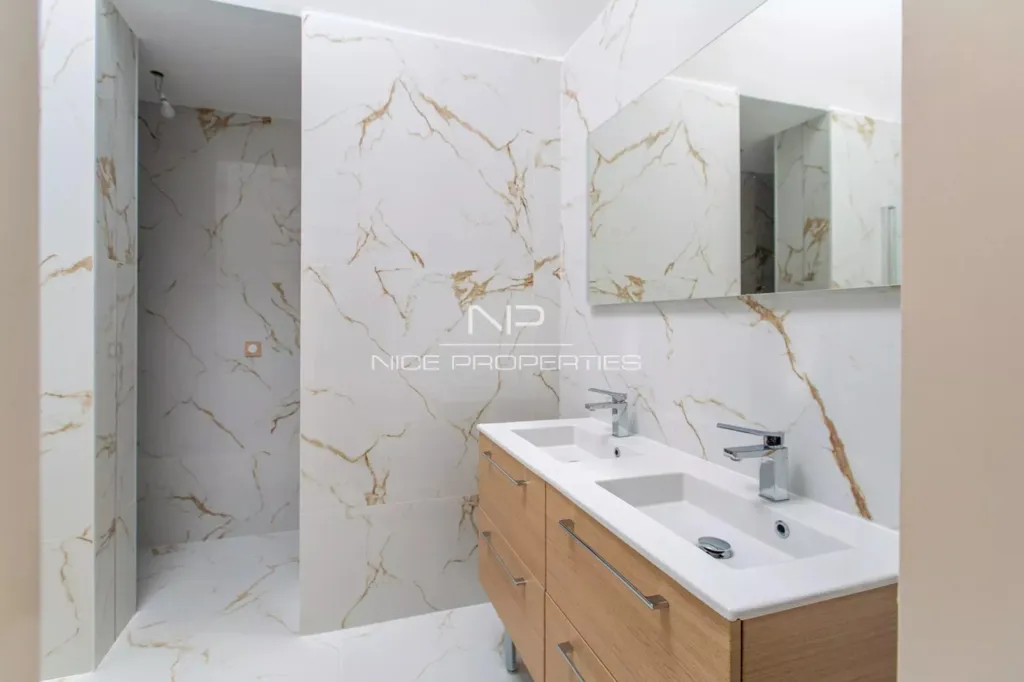 Vannitoad - Luxury Flat with Terraces in Cimiez, Nice