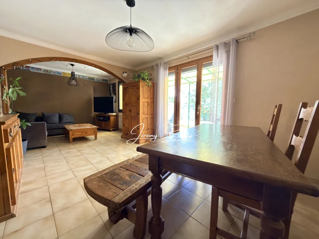 Söögituba - City House with Garden in Prades