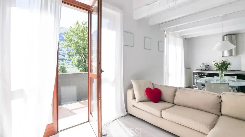 Séjour - Trilocale with Lake View in Ranzanico