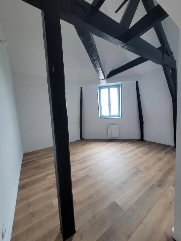 Pièces - Appartement Duplex avec Vue Dégagée à Lille