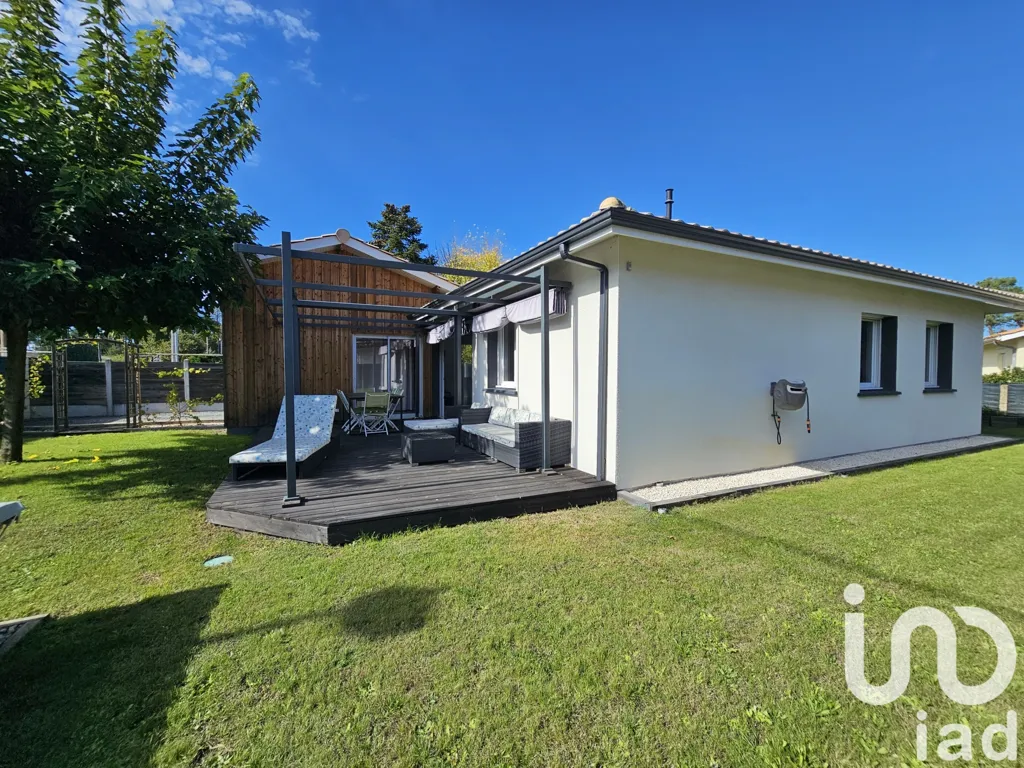 Aed - Contemporary Villa with Pool in Cazaux