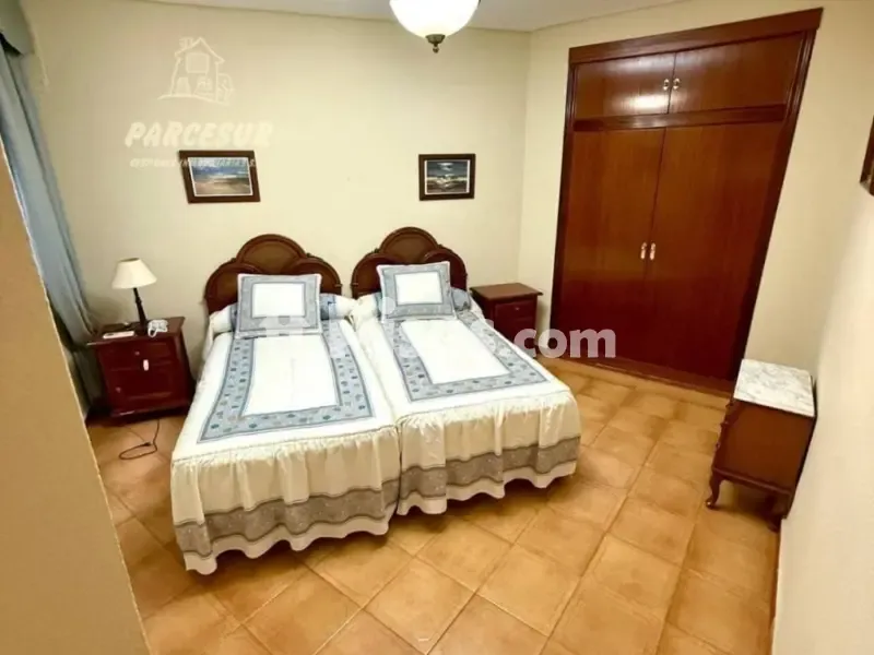 Magamistoad - Student-Friendly Flat with Terrace in Poniente-Sur