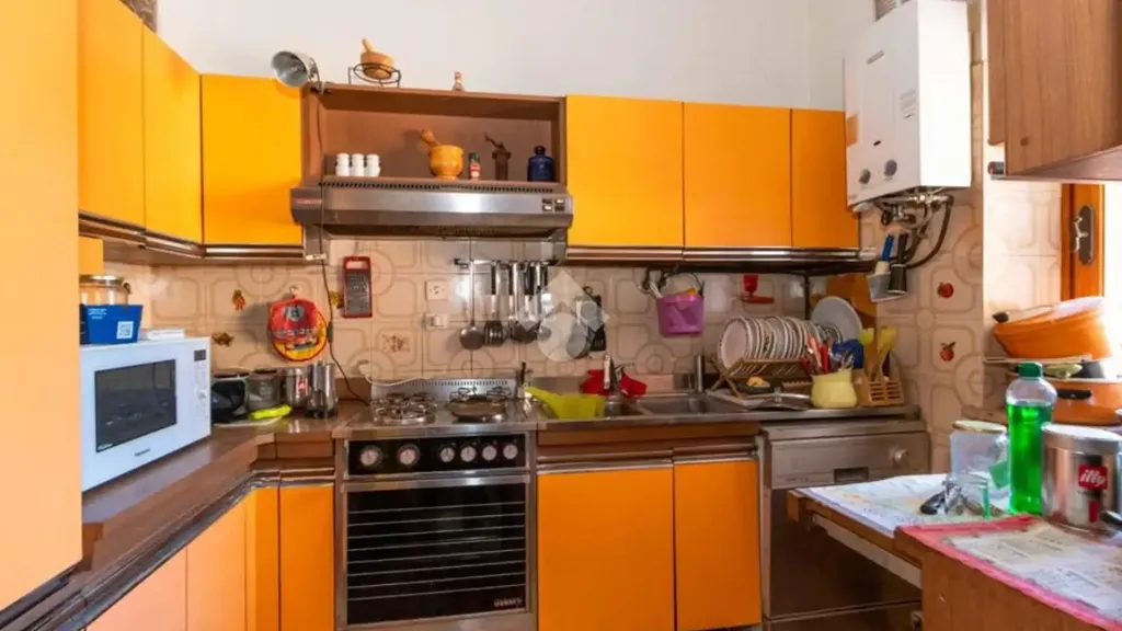 Cucina - Spacious Apartment with Balcony in Rosta