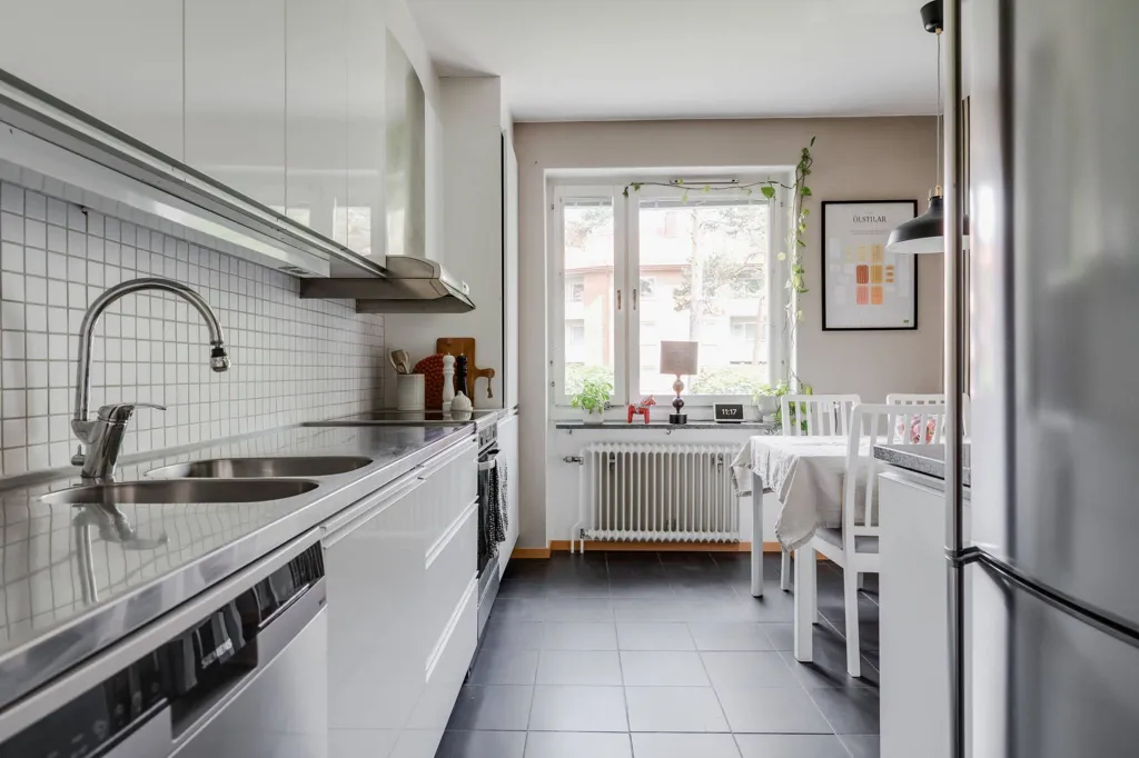 Cuisine - Apartment with Balcony in Tullen, Borås