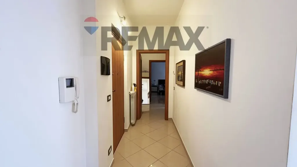 hallway_entrance