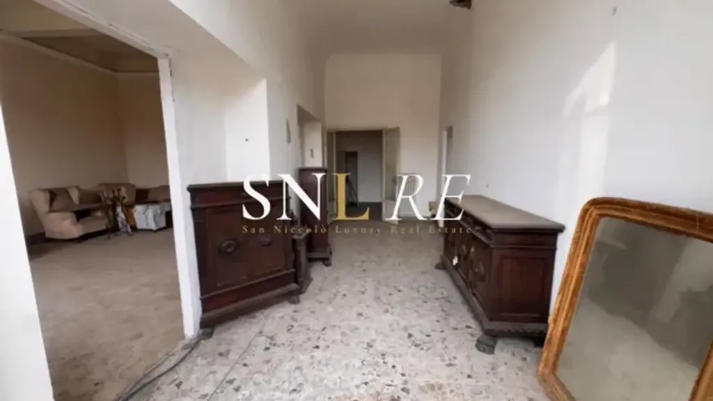 Entrée - Florentine Apartment with Arno View in Ponte Vecchio