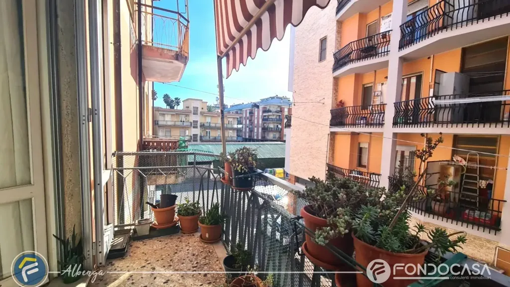 Balcon - Apartment with Two Balconies in Albenga