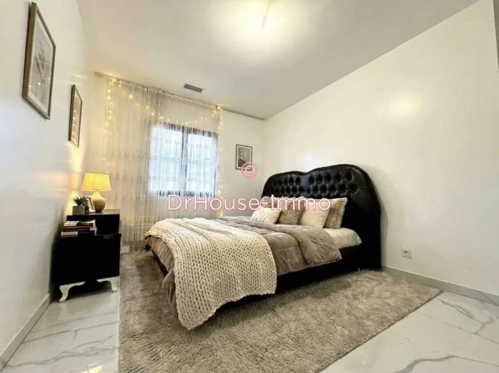 Chambres - Maison Mitoyenne avec Piscine à Béziers