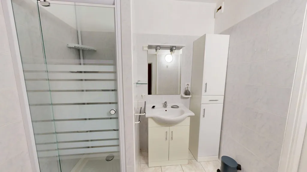 Vannitoad - Studio with South Terrace in Greoux-les-Bains
