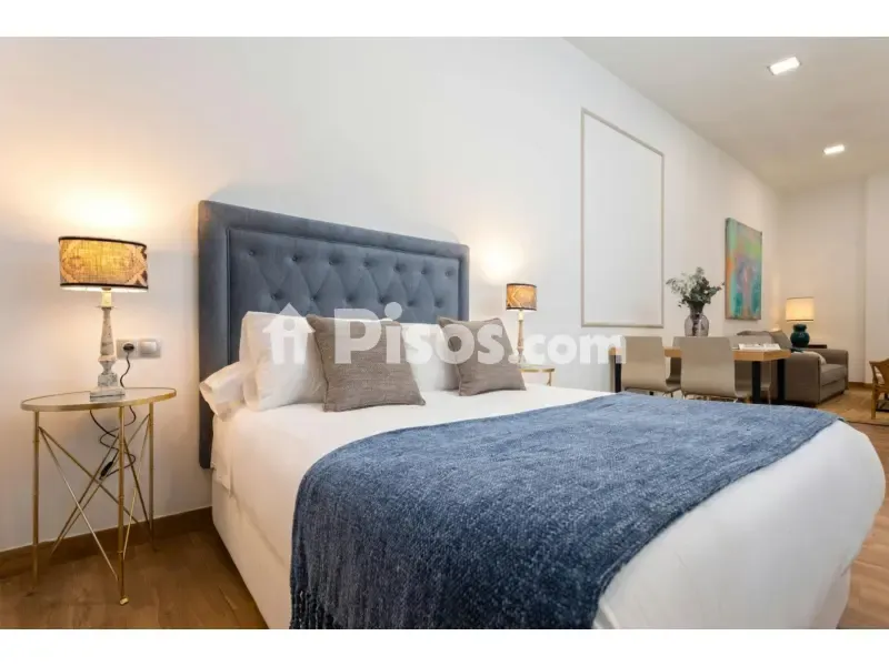 Bedrooms - Studio Suite with A/C in San Roque-La Calzada
