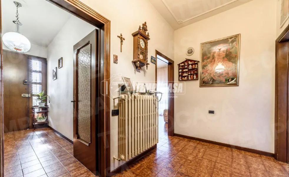 Ingresso - Quadrilocale with Private Garden in Soliera