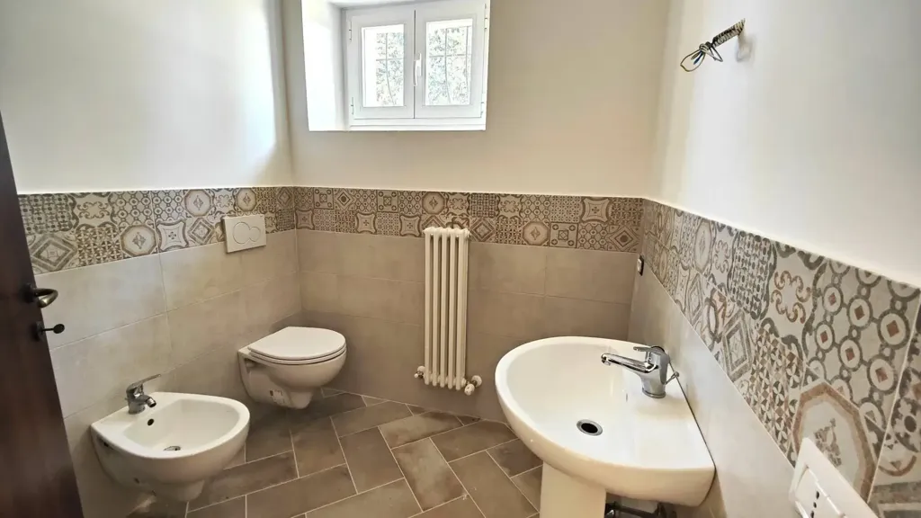 Salles de bain - Rustic House with Garden in Castignano