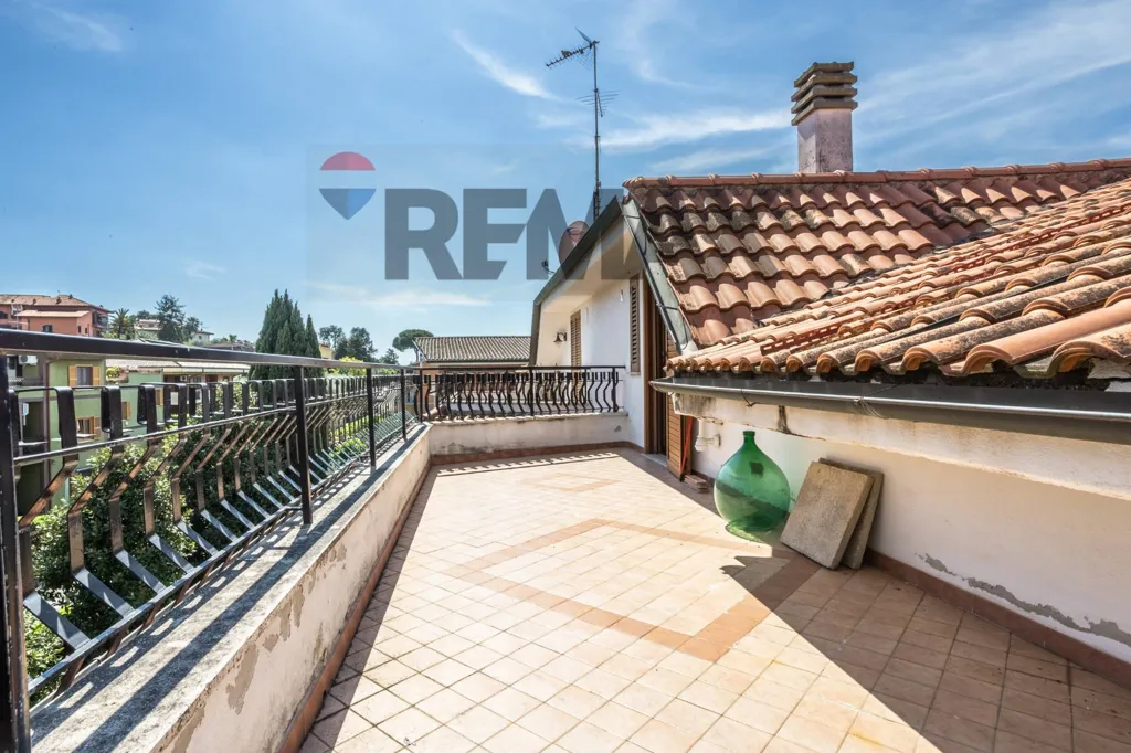 Terrasse - Duplex Apartment with Terrace in Monterotondo