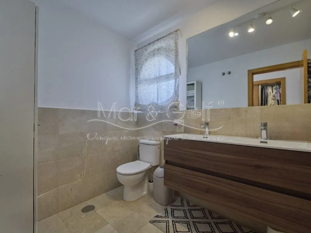 Vannitoad - Chalet with Pool in La Font