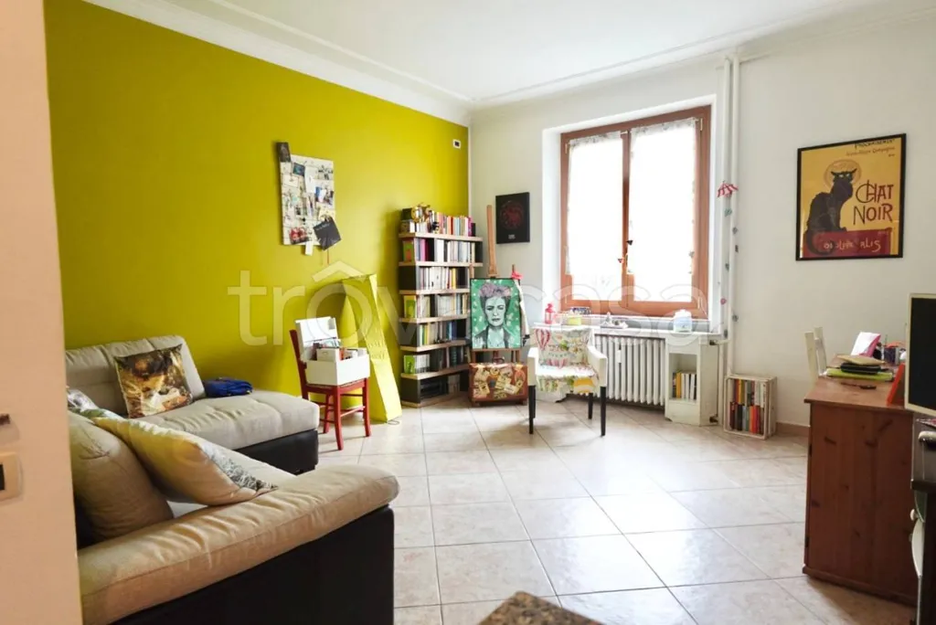 Elutuba - Bright Apartment with Balcony in Turin