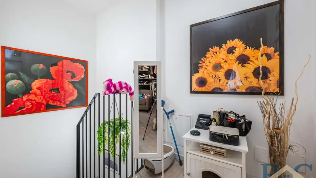 Esik - Luxury Apartment with Private Garden in Milan