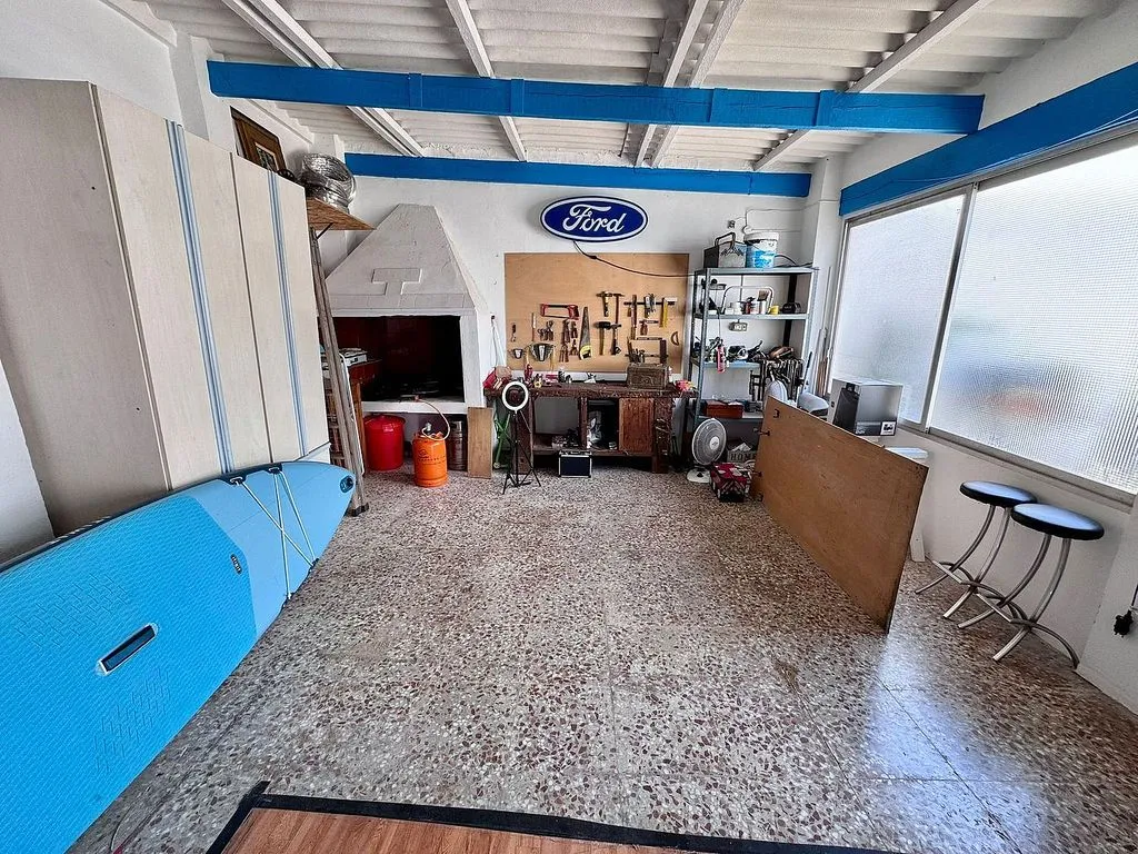 garage
