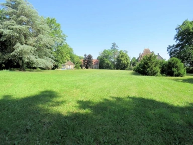 Garden - Castle with Pool in Corbigny