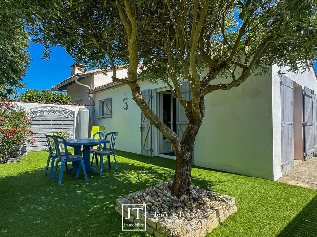 Terrasse - Villa Balnéaire avec Piscine à La Tremblade