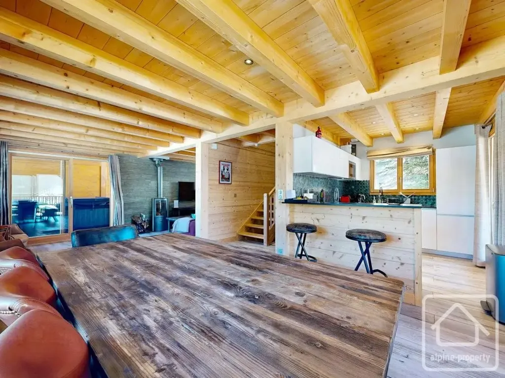 Söögituba - Contemporary Chalet with Jacuzzi in Châtel