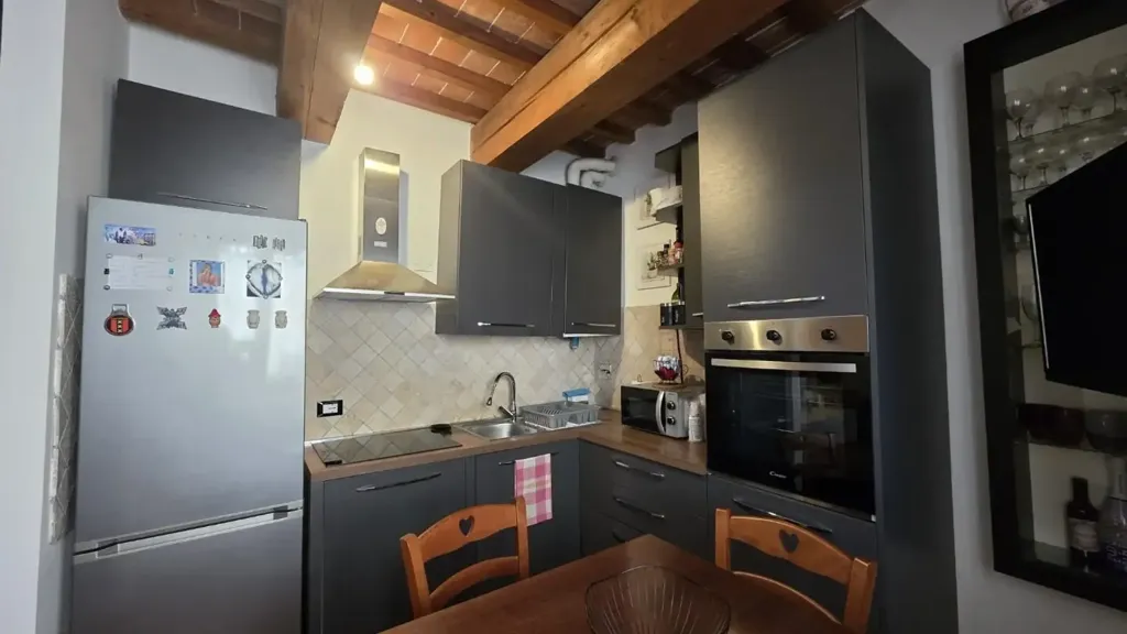 Cucina - Terraced House with Private Garden in Collesalvetti