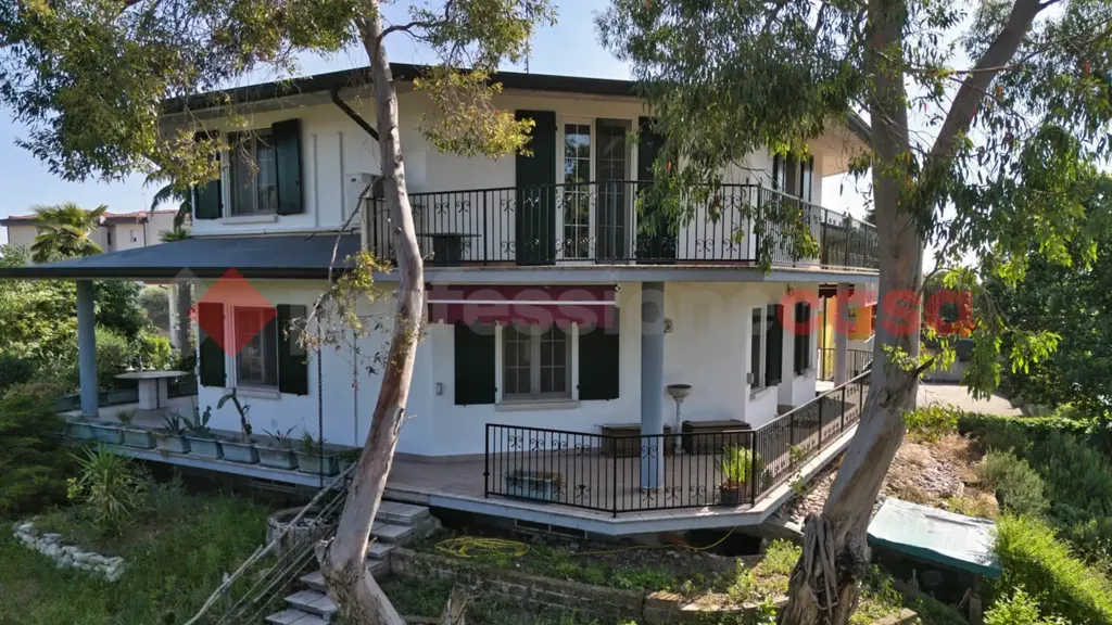 Välivaade - Luxury Villa with Private Garden in Oppeano