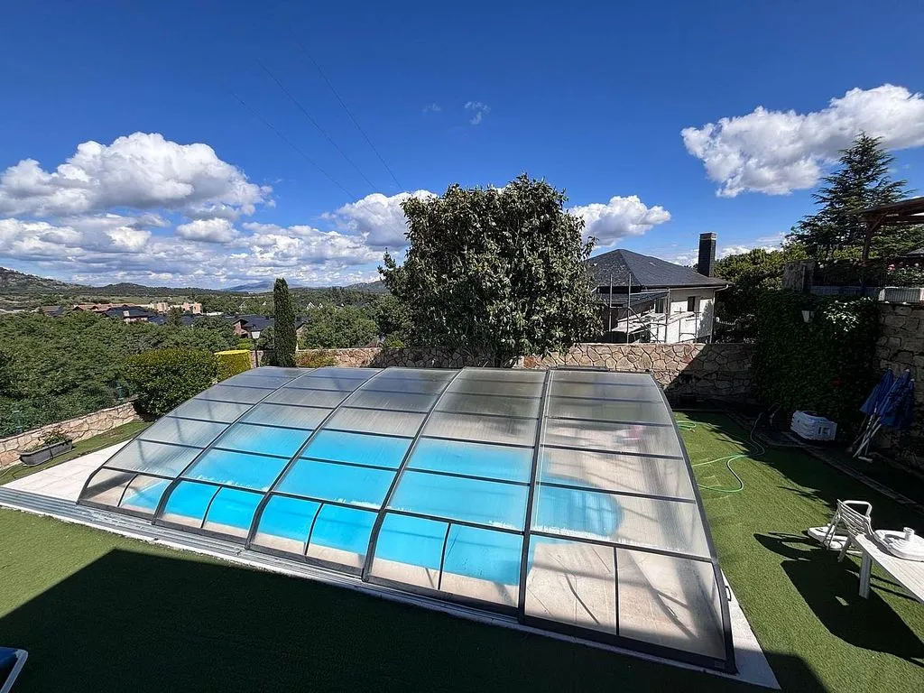 Pool - Chalet with Pool and Terrace in El Boalo