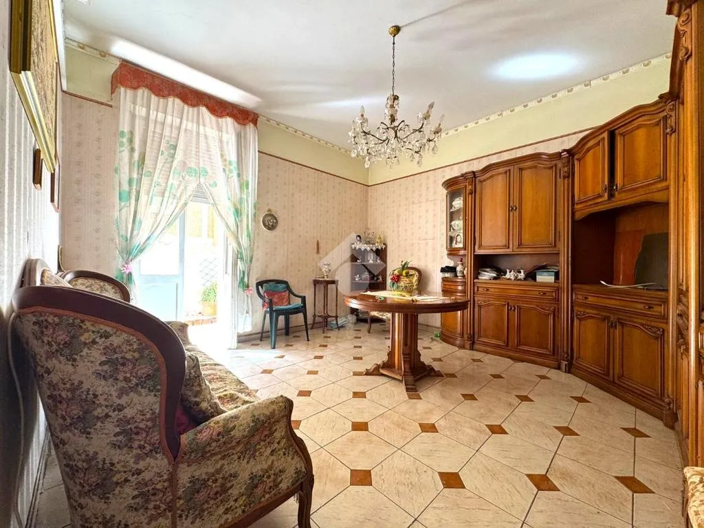 Salle à manger - 4-Room Apartment with Balcony in Sassari