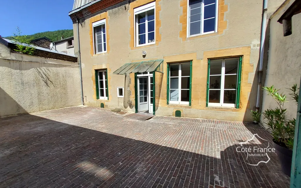 Garden - 7-room house in Monthermé